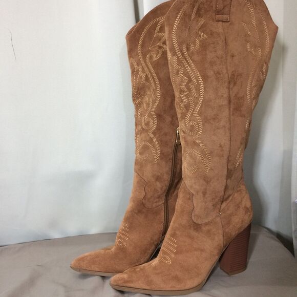 Women’s Size 10 Faux Suede Cowboy Boots Light Brown Western Embroidered 4” Heel - Picture 1 of 9